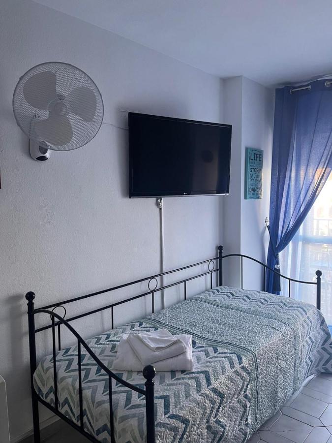 Minerva Holidays Estudio En Benalmadena Lägenhet Exteriör bild